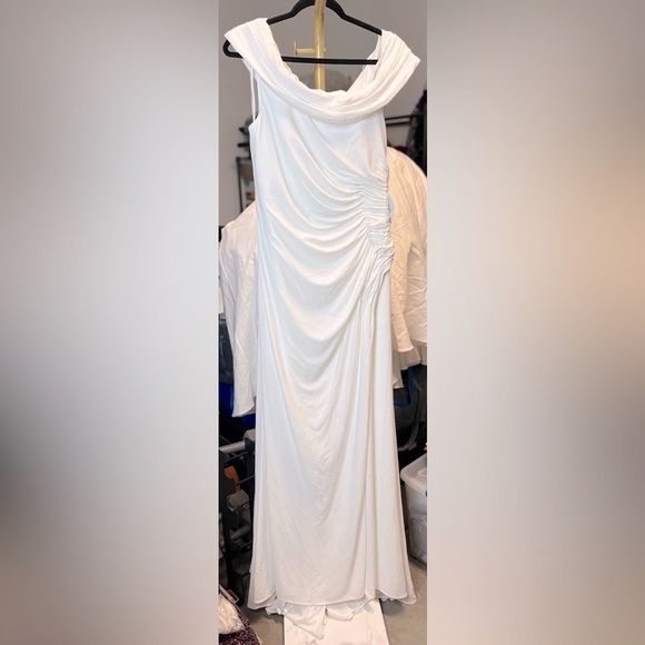 Mac Duggal 26517 Foldover Off-the-Shoulder Slit Gown - Picture 2 of 12